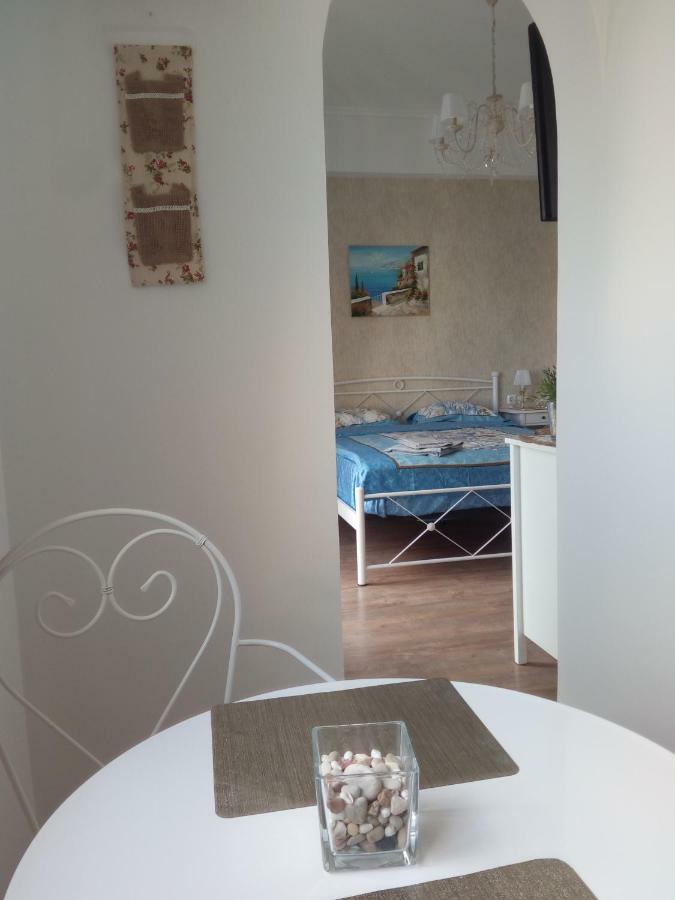 Apartment Happiness near metro&center Atene Esterno foto