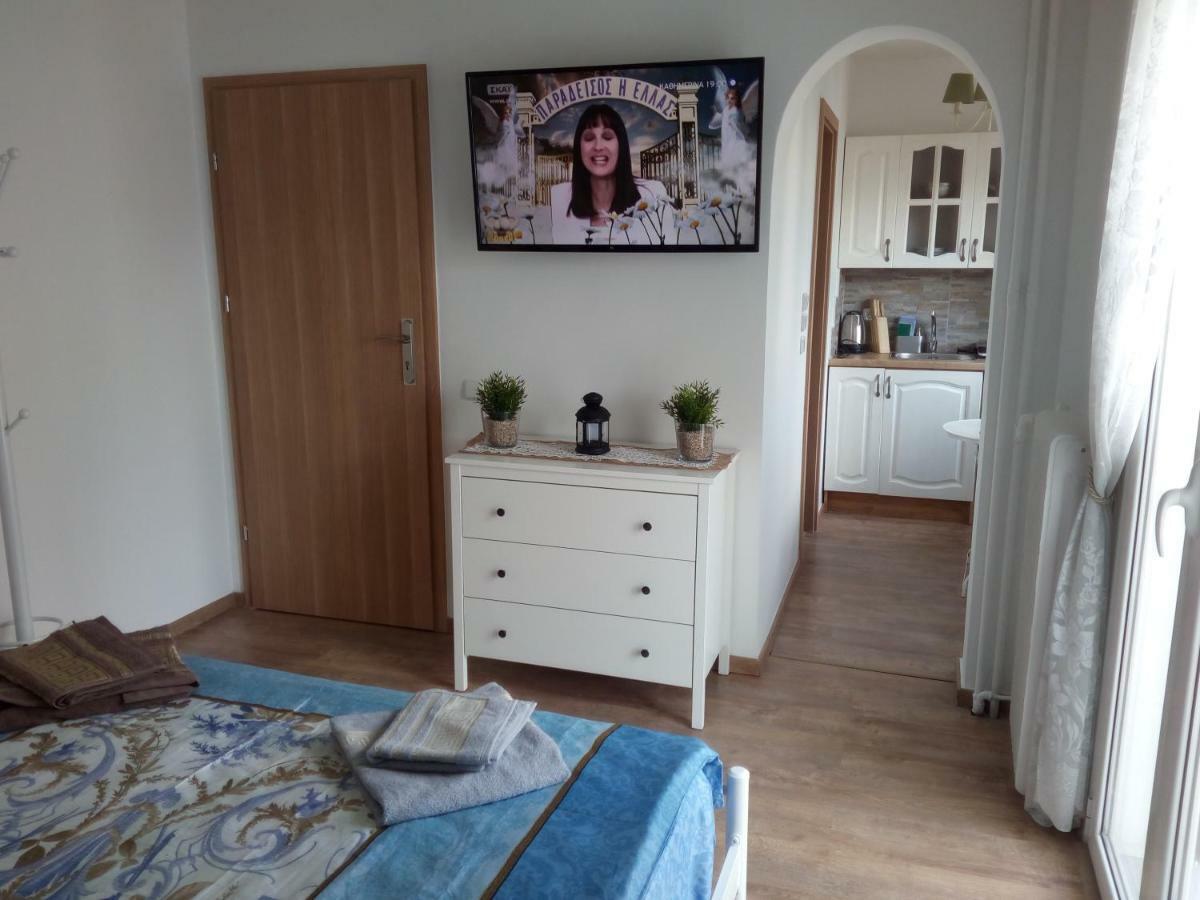 Apartment Happiness near metro&center Atene Esterno foto