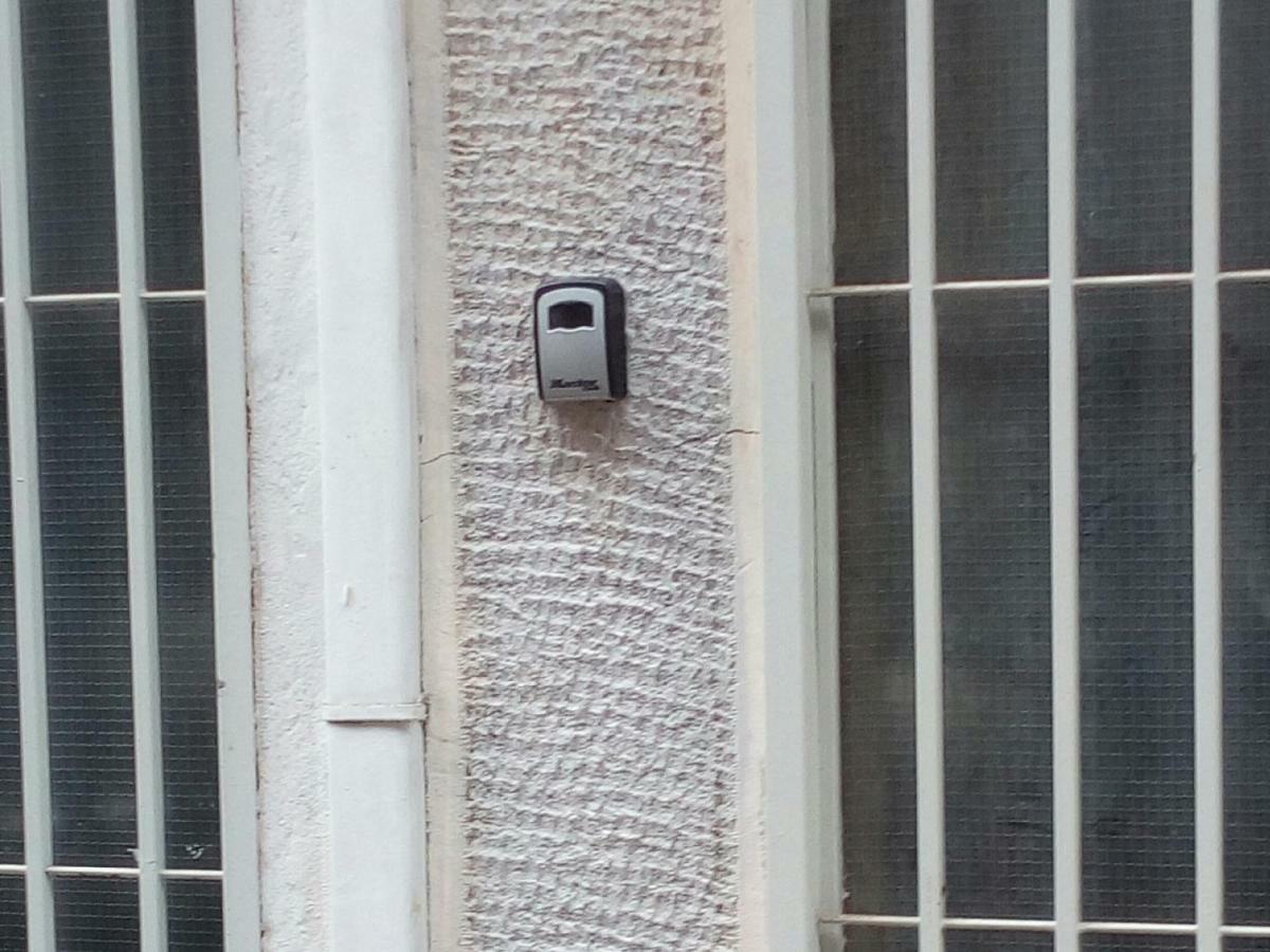 Apartment Happiness near metro&center Atene Esterno foto