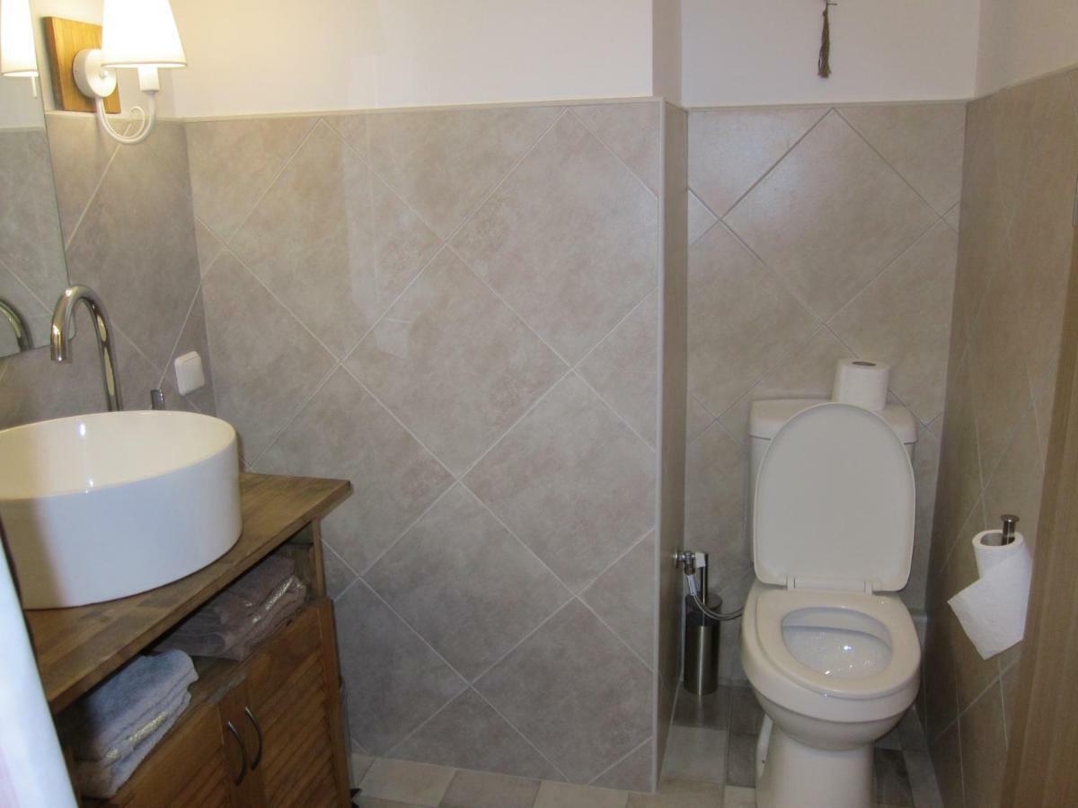 Apartment Happiness near metro&center Atene Esterno foto